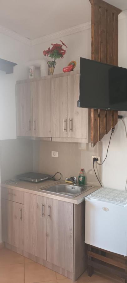Apartments Resul Pushi Ksamil Ngoại thất bức ảnh